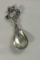 MARINE TEA SCOOP WITH HANDLE